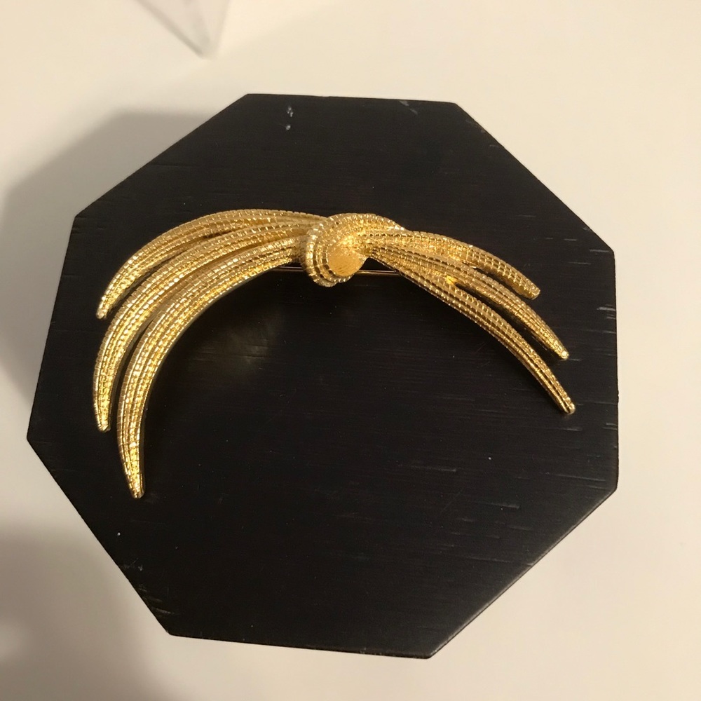 Vintage Monet Gold Wheat Pin